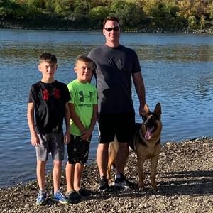 Meet your Posher, Dana